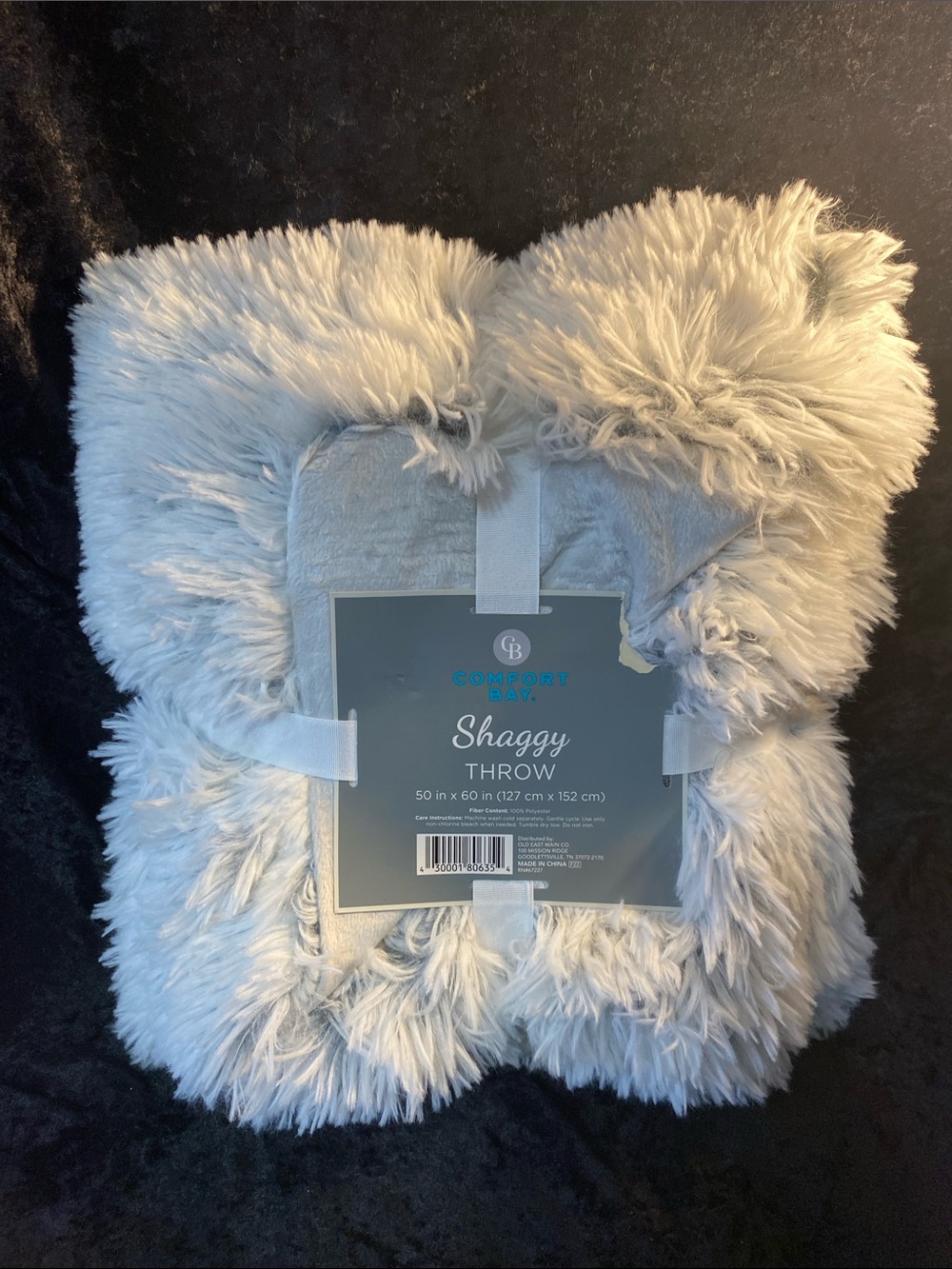 Comfort Bay Shaggy Throw Blanket in Light Gray